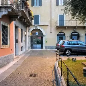  Apartment Castle View Intero Centro Storico Italy